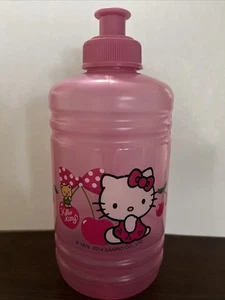 2014 hello Kitty 15 ounce water bottle pull up spout - Picture 1 of 3