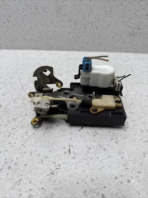 Pontiac Grand AM 1999-2005 sedán actuador de cierre de puerta delantera izquierda OEM Foto 1 de 4