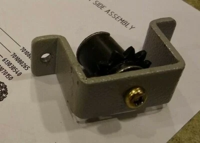 Ultima 65-1 STEEL 1/4 CHAIN GEAR 701080266 Laminator 601310504 613030540 - Image 1 of 4