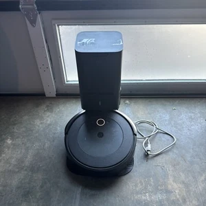 iRobot Roomba i3 Wi-Fi Connected Robot Vacuum with Automatic Disposal Tested!!! - Picture 1 of 10