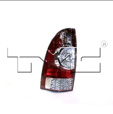 Conjunto de luces traseras certificadas TYC 11-6306-00-9 CAPA para Toyota Tacoma 09-15 Foto 1 de 3