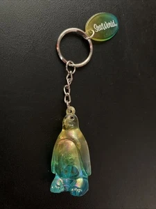 Penguin Sea World Souvenir Lighted Keychain With Penguin - Picture 1 of 7