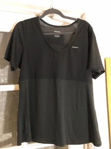 Reebok Plus Size Work Out Top Play Dry Cleavage Coverage Sz 14/16 - Picture 1 of 4