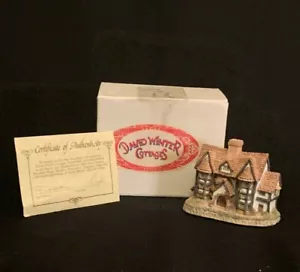 DAVID WINTER Collection ~ 1985 ~ SHIREHALL~ Original Box & COA John Hine LTD - Picture 1 of 7