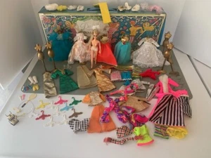Vtg 70s Topper Dawn Doll in Case With Outfits and Accessories Over 80 Pieces! - Picture 1 of 24