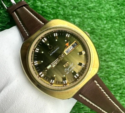 VINTAGE OMAX AUTOMATIC 5 CRYSTAL WATCH 1970s SWISS ORIGINAL ! GOLDEN MEN RARE ! - Image 1 of 4