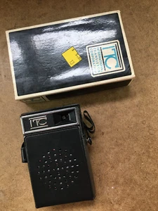 Vintage ITC AM Pocket Radio Solid State 7 Model P70. Working. - Afbeelding 1 van 9
