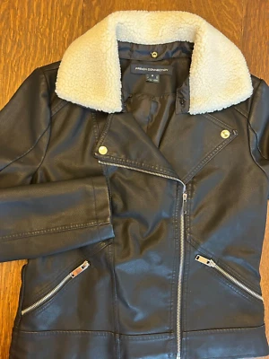 French Connection черный веган кожи Moto куртка новый $180 флисовый воротник средний - Изображение 1 из 4