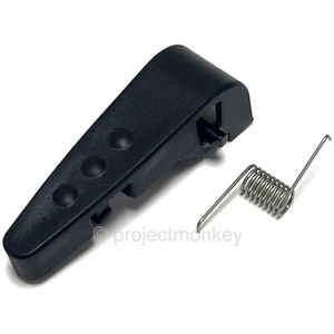 FABRICANTE DE EQUIPOS ORIGINALES Honda 77231-S2A-A52ZA 04-09 S2000 Portavasos Separador Inserto Clip con Resorte - Imagen 1 de 2
