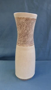 Studio Pottery - Vaso Jean Jenkins 26 cm - Base diametro 9 cm - Ottime condizioni - Foto 1 di 14