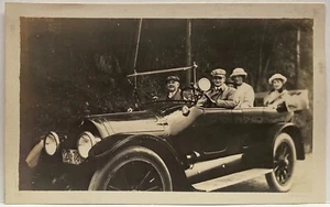 People In Early Auto With Top Down NY License Plate ~ Automobile Snapshot Photo - Picture 1 of 2