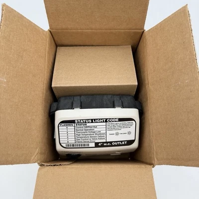 Honeywell WV8840B1158 Water Heater NG Gas Valve NEW - Image 1 of 4