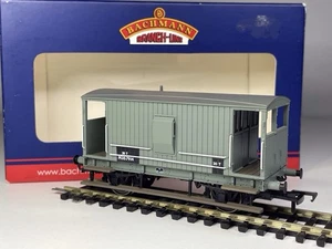 Bachmann 38-550 Midland 20T Brake Van BR Grey With Duckets M357914 - OO Gauge - Picture 1 of 13