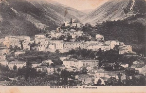 32-85) CARTOLINA SERRAPETRONA PANORAMA VIAGGIATA FABRIANO - Picture 1 of 2