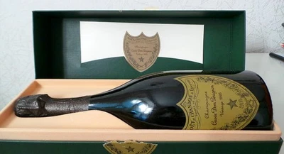 Dom Perignon 1995   0,75l(420€/L)  94pp + Inklusive grüner Geschenk Box - Bild 1 von 4