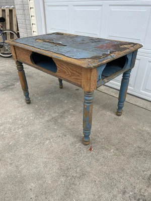 Antigua Mesa de Juego Primitiva Roble 42L 27W 29H Pintura Azul Antigua Sólida Foto 1 de 4