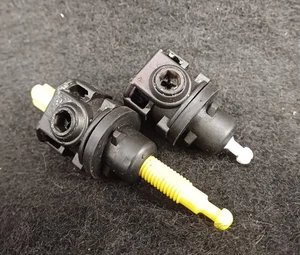 MGF. HEADLAMP  ADJUSTERS. (1 PAIR) - Picture 1 of 6