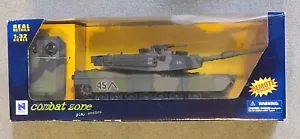 New Ray Sealed & New 1/32 Diecast TANK With Remote. Combat Zone Play Series - Picture 1 of 6