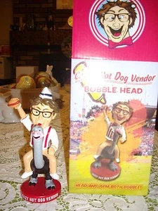 CRAZY HOT DOG VENDOR READING FIGHTIN PHILS PHILADELPHIA PHILLIES 2014 BOBBLEHEAD - Picture 1 of 4