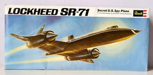 Vintage Revell 1:72 Scale Lockheed SR-71 Plastic Model Kit - Open Box - Imagen 1 de 6