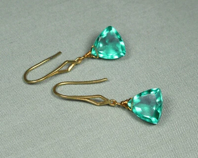 Ohrringe WALDSEEKRISTALLE Quarz Brioletten Messing golden handmade grün (2249) - Bild 1 von 4