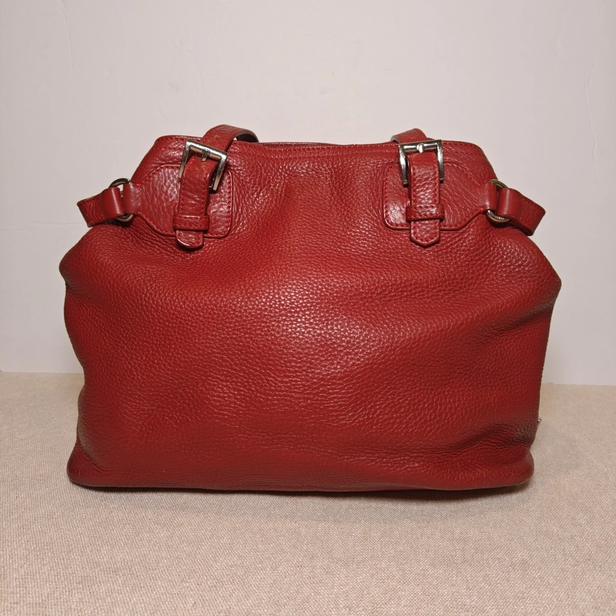 バッグ 00s vintage prada vitello drive handbag 00s vintage prada vitello drive handbag