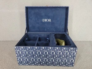 Christian Miss Dior Portagioie Mid-Autumn Festival Luna Torta Regalo VIP - Foto 1 di 23