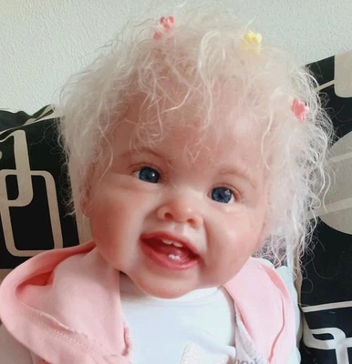 Wunderschönes Reborn Toddler Adele Ping Lau  - Bild 1 von 4