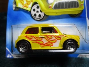 2009 Hot Wheels Heat Fleet Series 1960 Morris Mini Rally Race Car 1/64 Diecast - Picture 1 of 2