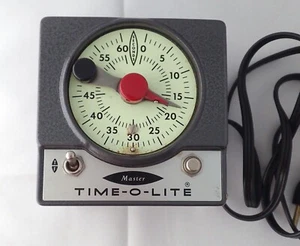 Time-O-Lite M-72 In Original Box Darkroom Timer Glows in Dark Photograph Tested - Picture 1 of 6