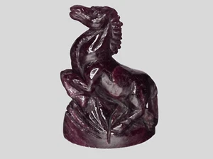 Escultura roja púrpura oscuro natural sin tratar rubí con certificación GII LIBERIA 63,28 quilates - Imagen 1 de 7