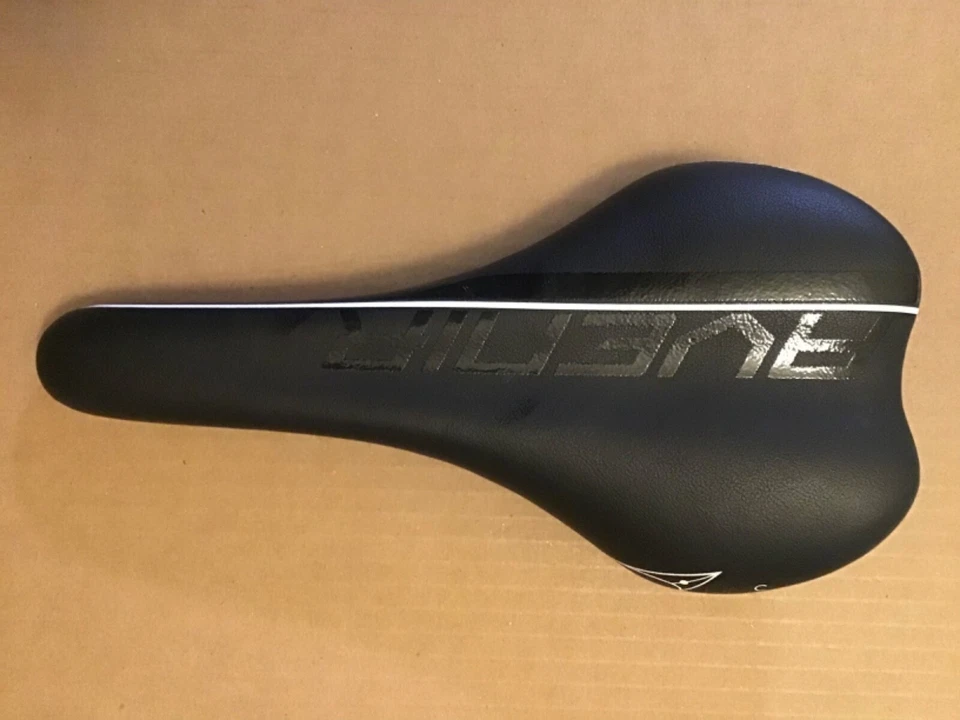 Sillín VELO para riel de carbono Avenir negro 138 mm x 280 mm, 182 g RMC Foto 1 de 4