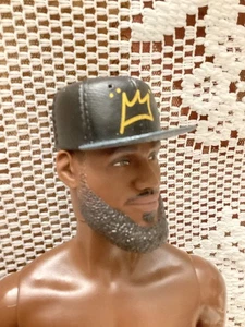 LeBron James Kenbassador Puppe schwarzer Hut 2025 Mattel Barbie Signature HRM33 - Bild 1 von 11