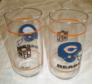 Set of 2 Vintage Libbey / Mobil Gas Glass Chicago Bears Helmet Drink Tumblers - Picture 1 of 2