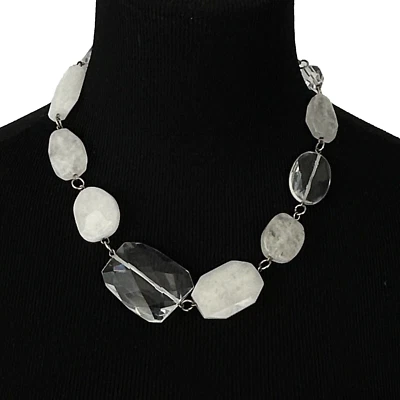 Collar de piedra y vidrio grueso - cuarzo facetado pulido blanco plata transparente 19,5" Foto 1 de 4