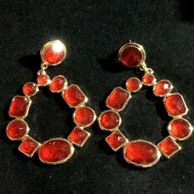 雅芳红泪珠耳环 Pop of Red Statement 2 3/4 英寸长圆吊坠 全新带盒 — 第 1/4 张图片