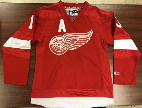 Vtg Reebok CCM NHL Detroit Red Wings #13 Pavel Datsyuk Red Jersey Sz 48 Sewn Cover