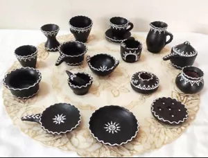 Juego de 16 cocinas en miniatura de arcilla de terracota de color negro hecho a mano para niños y regalo - Imagen 1 de 4