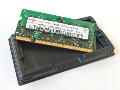 Hynix RAM 1GB Laptop Memory DDR2 PC2-5300S-555-12 - Image 1 of 3