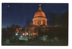 STATE CAPITOL GEBÄUDE NACHTS BELEUCHTET Kuppel Jackson Mississippi MS Postkarte - Bild 1 von 2