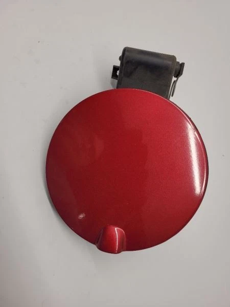 Ford Fusion 2010-2012 puerta de llenado de combustible roja Foto 1 de 4