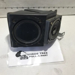 87-91 Toyota Camry Speaker Assembly Front RH Passenger Side 86150-32110 - Imagen 1 de 9