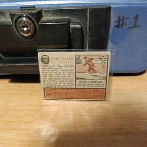 1962 Topps - #320 Hank Aaron - Picture 1 of 2