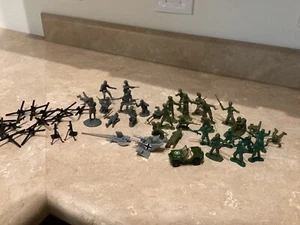 Lot Of Assorted Army Men Lot of 30 including BMC Brand/includes Jeep - Picture 1 of 5
