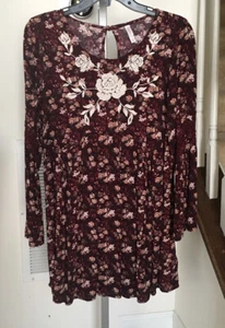 Xhilaration Rayon Floral Bell Sleeve Girl’s Loose Dress SZ S Euc - Picture 1 of 8