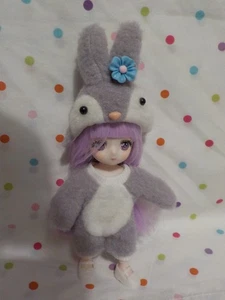 NEU entzückende kleine Puppen im Anime-Stil, 6,5" groß, Kaninchenkostüm, tolles Geschenk NEU - Bild 1 von 4