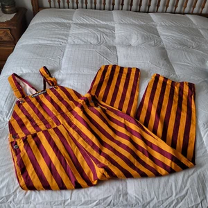Game Bibs Overalls Minnesota Gophers Unisex Size LARGE - Picture 1 of 3