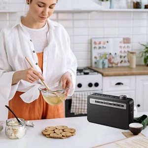 Philips AM FM Portable Radio 2000 Series with Speaker, Compact Travel Radio - Picture 1 of 6