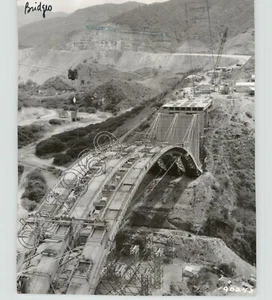 Foto de prensa Caracas-La Guaira PUENTE III Autopista Carretera VENEZUELA CC Chapman - Imagen 1 de 2
