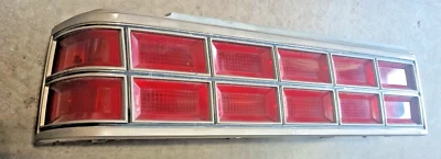 1981 PONTIAC BONNEVILLE 5971979 LEFT TAILLIGHT OEM 85-86 Parisienne LOC-121 - Image 1 of 4